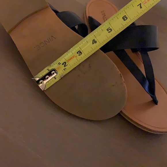 Vince Navy Blue Thong Sandals - Women’s Size 9 - Picture 8 of 8